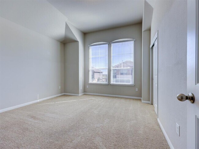 Building Photo - 408 Epiphany Ln