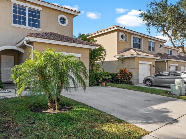 Building Photo - 12170 SW 5th Ct