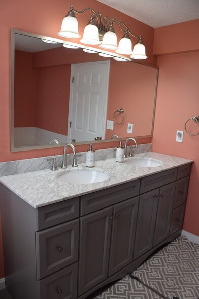 Building Photo - 27 Georgetown Dr