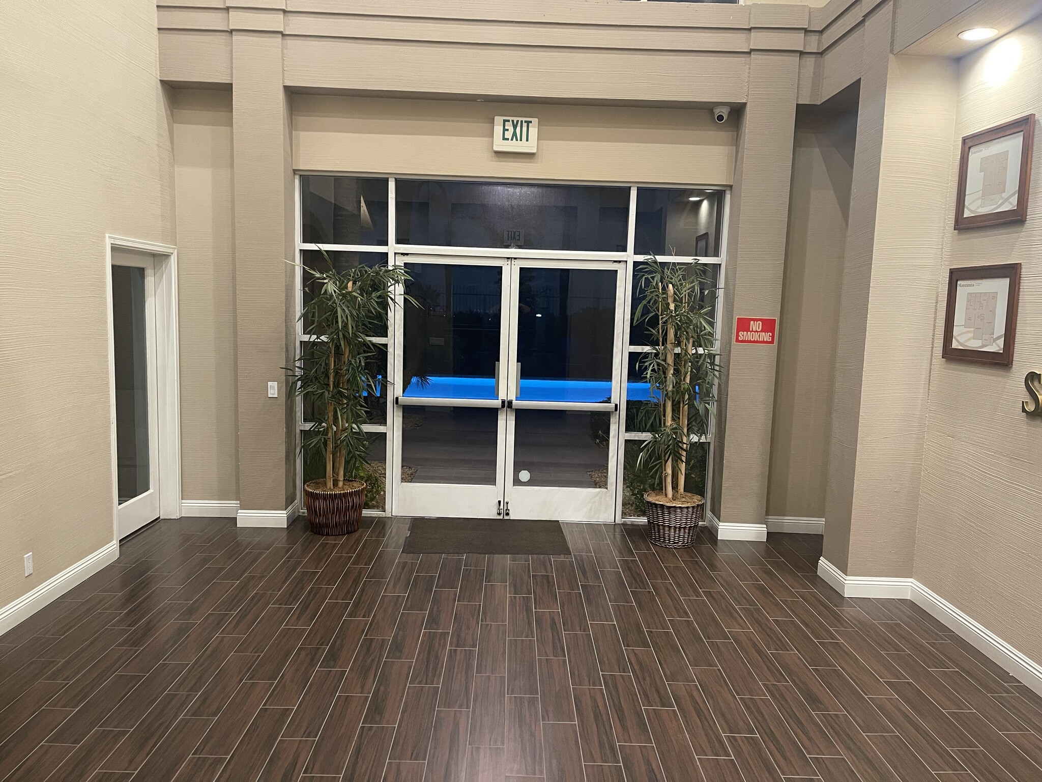 Building Photo - 2525 San Gabriel Way