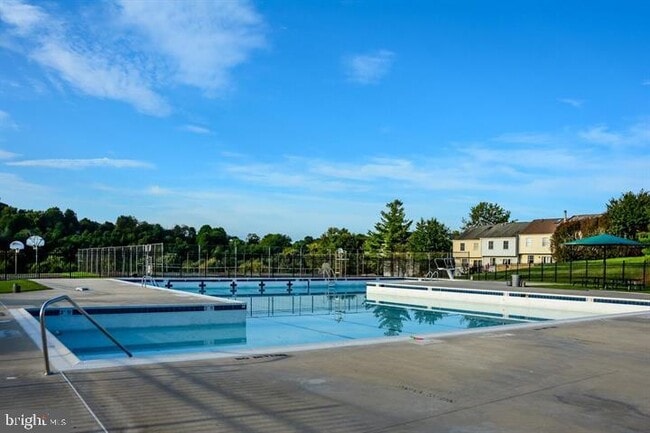 Building Photo - 10206 Lake Linganore Blvd