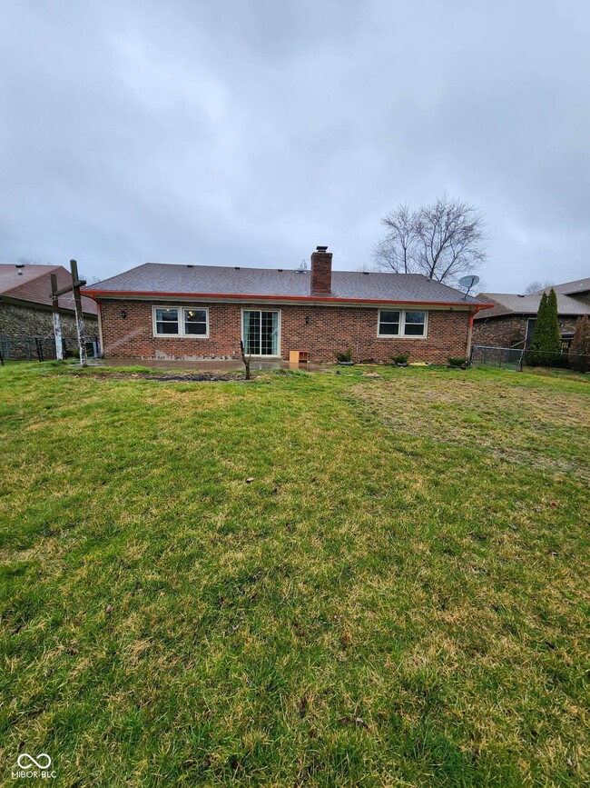 Building Photo - 5607 Riva Ridge Dr