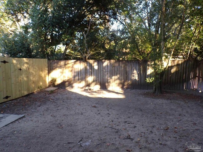 Building Photo - 6322 Harvard Ct