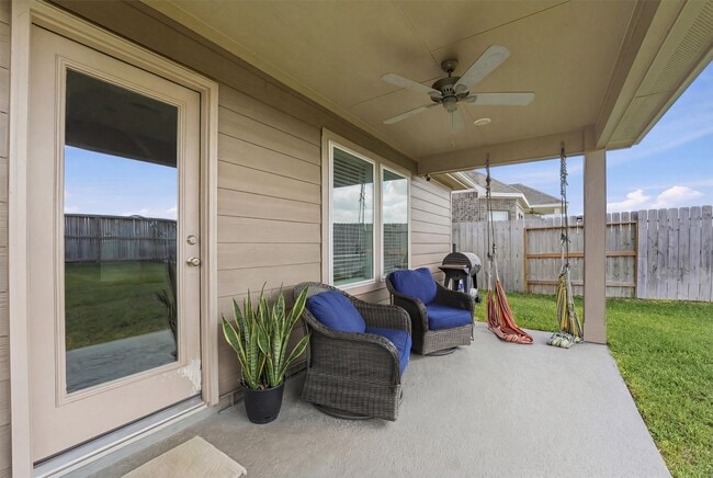 Building Photo - 8611 Pier Cove Dr