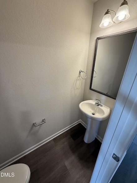 Building Photo - 2091 Wiggins Village Dr