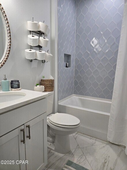 Building Photo - 8661 Shell Sink Dr