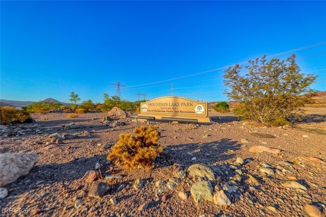 Building Photo - 969 Marigold Ct