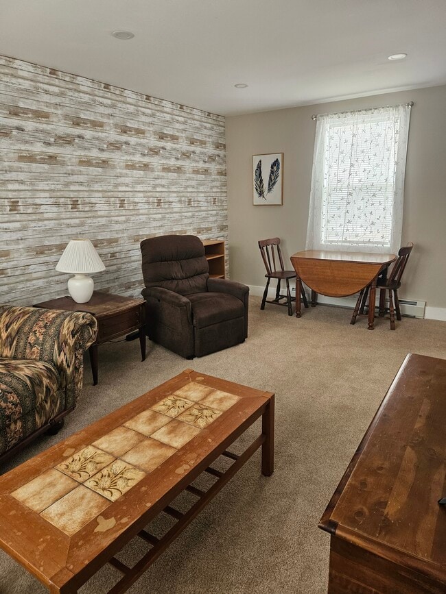 Building Photo - 1 Carpenter St