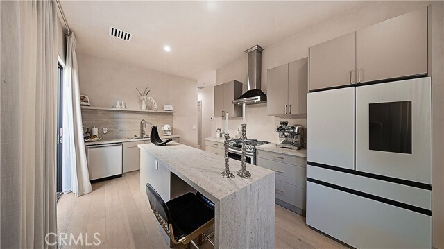 Building Photo - 8840 Ashcroft Ave