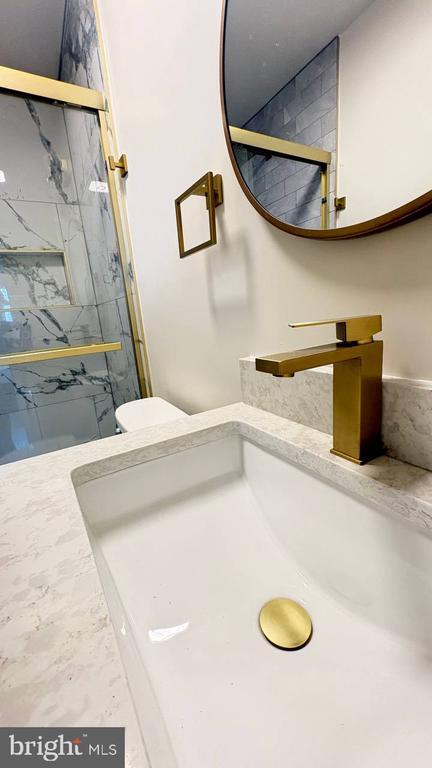 Building Photo - 13223 Hawthorn Ln