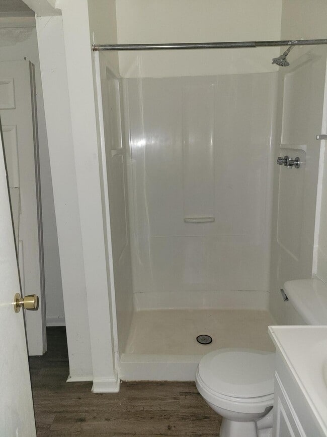 Building Photo - 3962 Northampton Dr