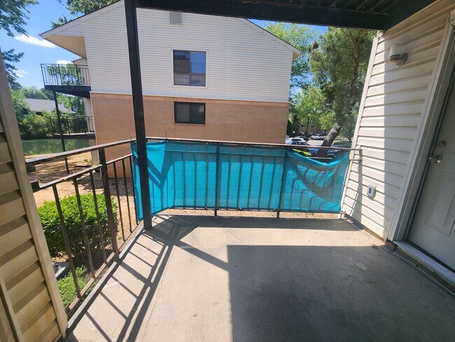 Building Photo - 4900 Spring Lake Dr
