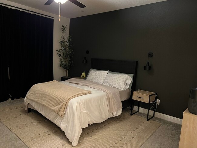 Building Photo - 432 Noble Dr