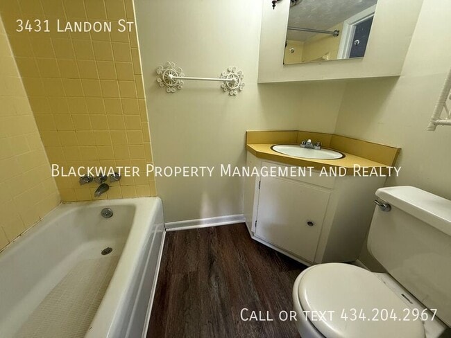 Building Photo - 3431 Landon St