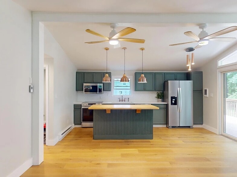 Building Photo - 107 Hickory Rd