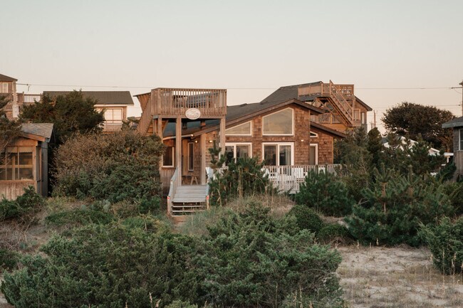 Building Photo - 39312 Angelfish Rd