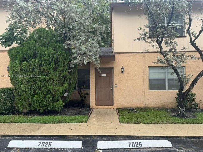 Building Photo - 7025 W Sunrise Blvd