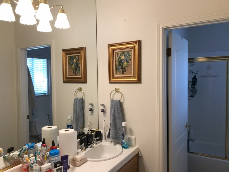 Second Bathroom - 10379 N Pierpont Cir