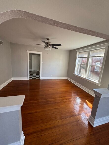 Building Photo - 4966 Reber Pl