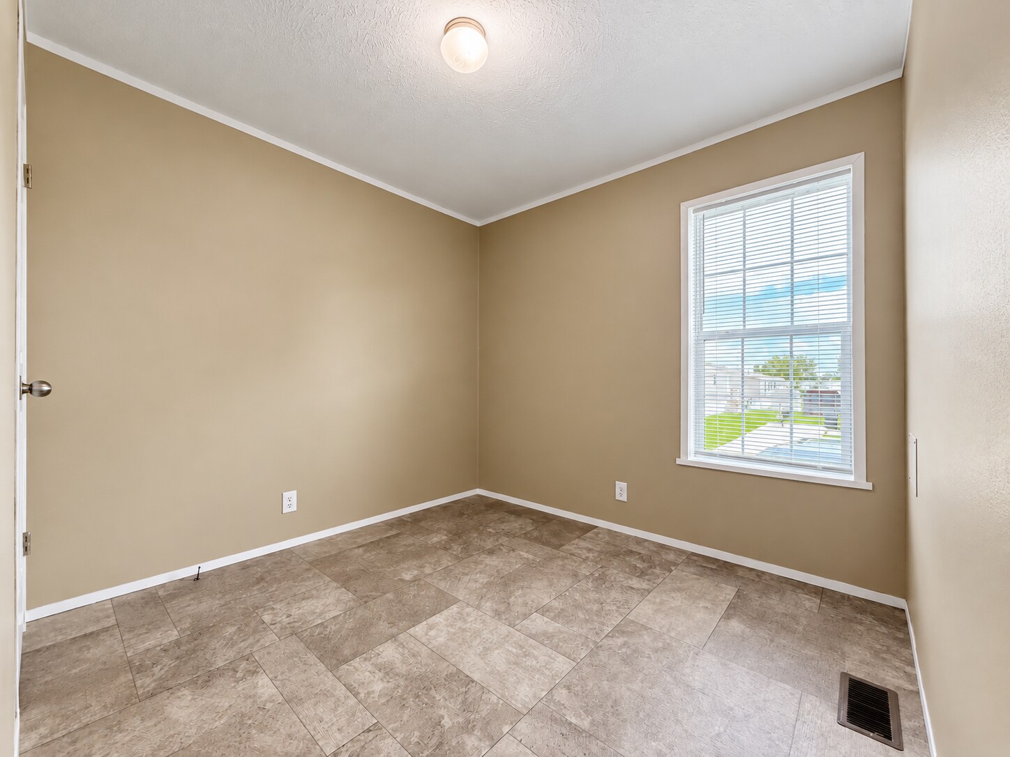 Building Photo - 71597 Penny Ct