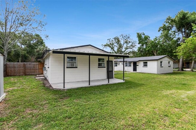 Building Photo - 6713 S Kissimmee St
