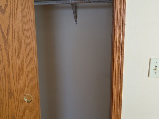 Building Photo - 112 Wright Dr