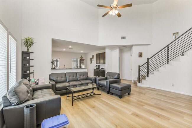 Building Photo - 22222 Opa Gln Dr