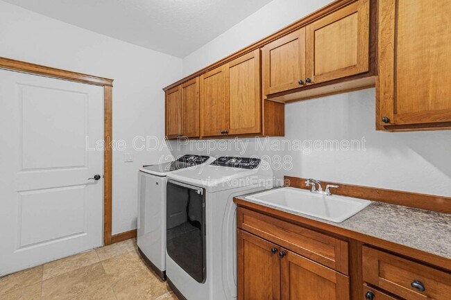 Building Photo - 4505 Greenchain Loop