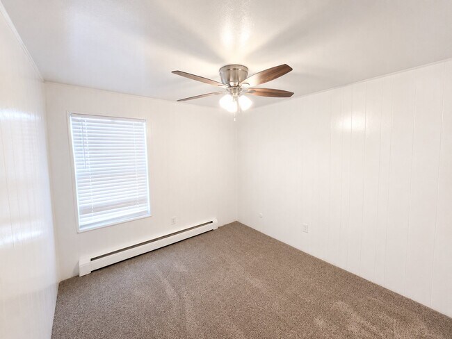 Building Photo - 1330 Zephyr St