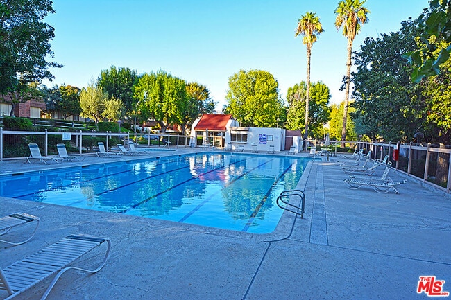 Building Photo - 10051 Valley Circle Blvd