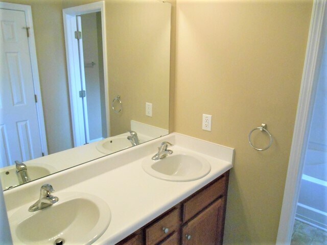 Building Photo - 200 Rachels Way