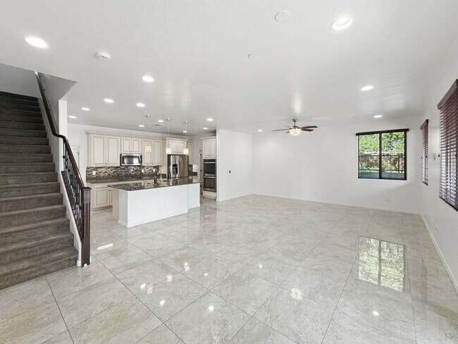 Building Photo - Beautiful North Phoenix Rental in a Prime Location!
