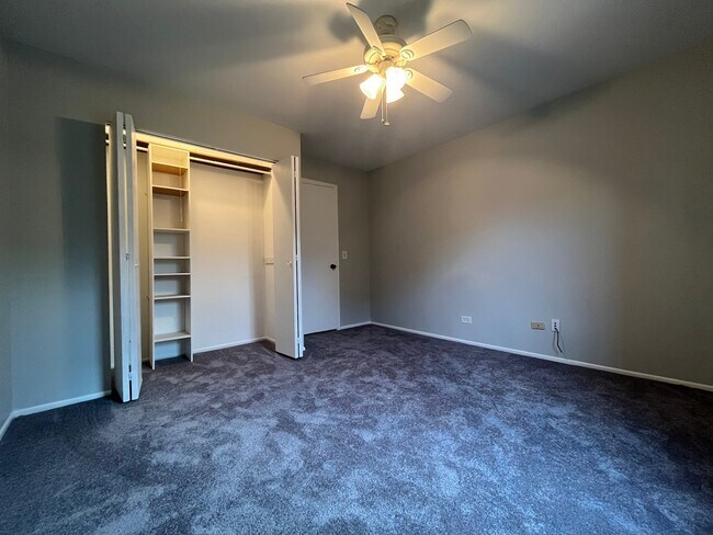 Building Photo - 355 Lambert Dr