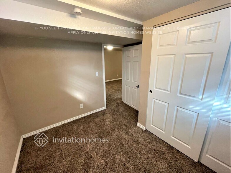 Building Photo - 9174 Lander St