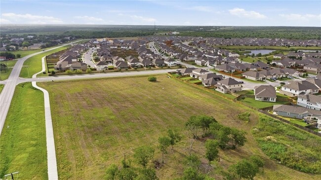 Building Photo - 12900 Cerro Castellan Trace