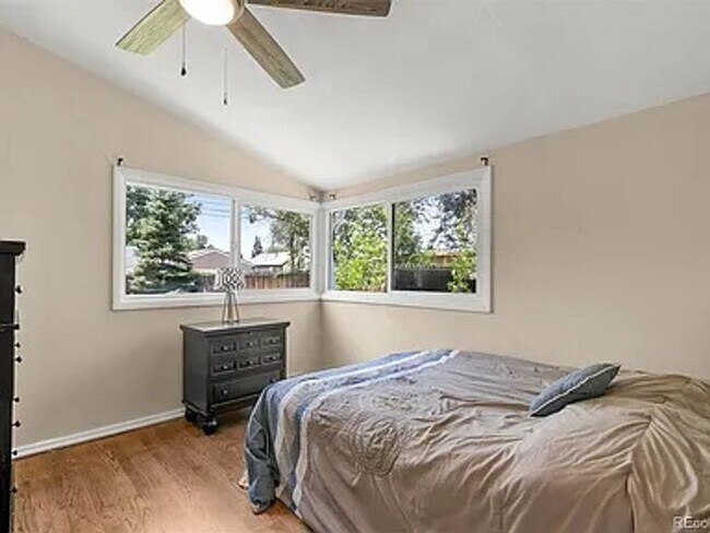 Building Photo - Charming 2 Bed 2 Bath house with Basement flex room in the heart of Englewood!