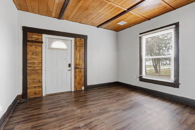 Building Photo - 1617 NW 7th St