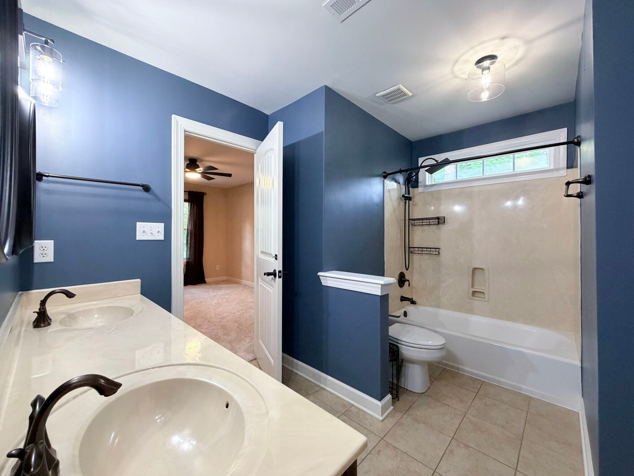 Building Photo - 5604 Pine Rock Ct