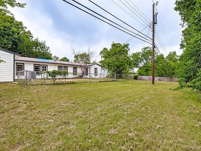 Building Photo - 116 Vandenburg Dr