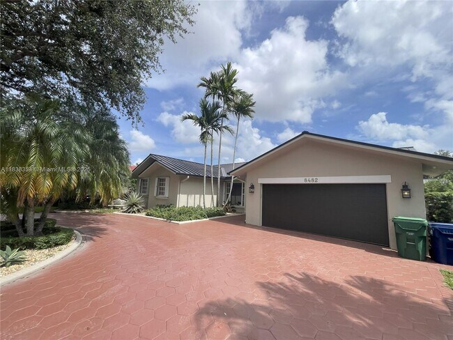 Primary Photo - 8482 NW 166th Terrace