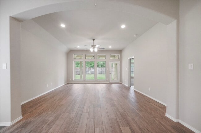 Building Photo - 132 Fox Trail Rd