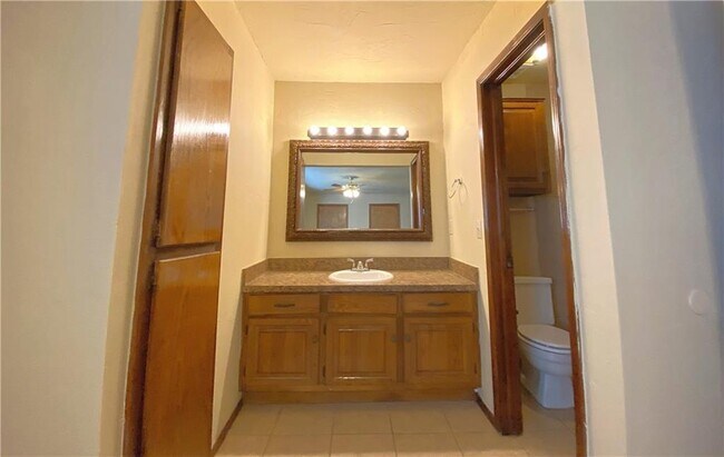 Building Photo - 3620 Wynn Cir