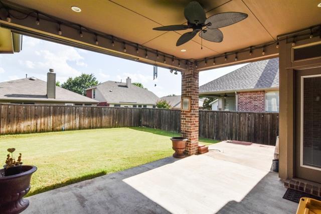 Building Photo - 1700 Bluebird Dr