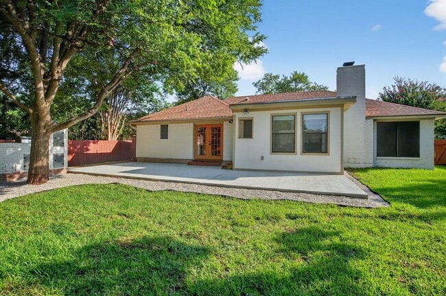 Building Photo - 505 Oak Ridge Dr