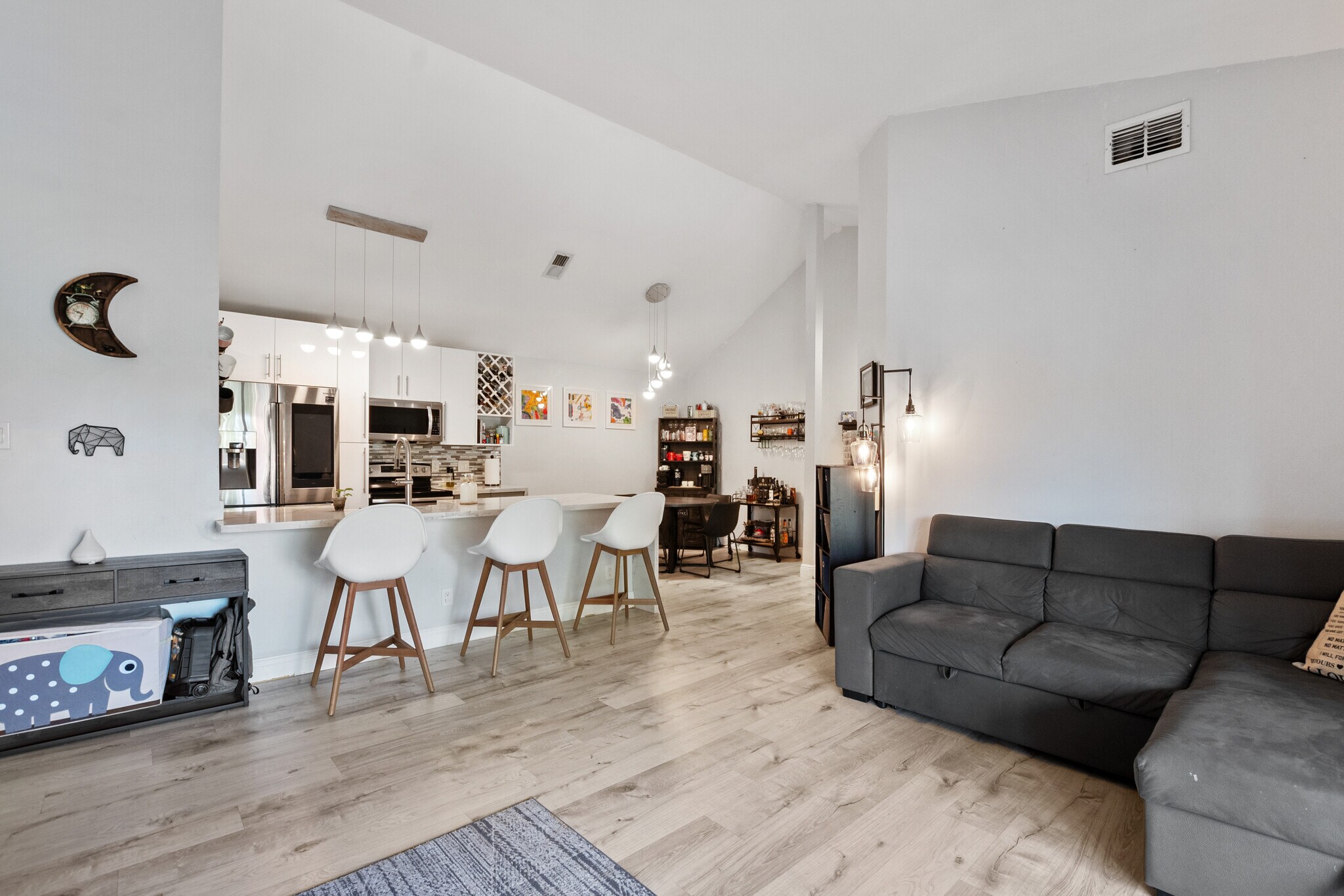 Building Photo - 15770 SW 104th Ter