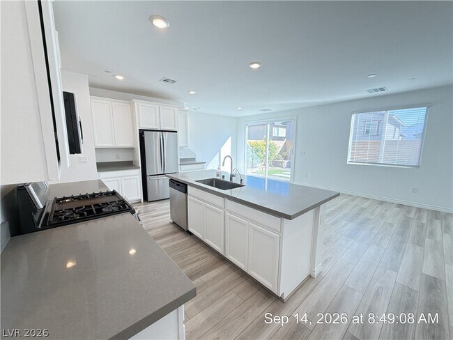 Building Photo - 8856 Flora Run Ave