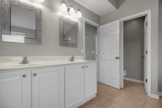 Building Photo - 2230 Seton Dr