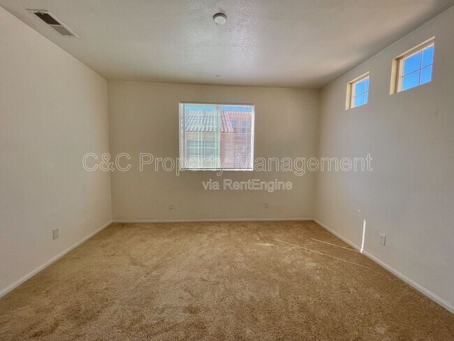 Building Photo - 1433 Shearwater St
