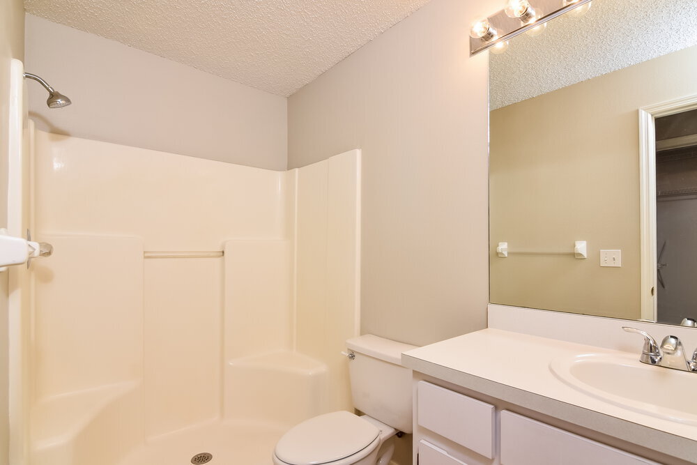 Building Photo - 4328 Venice Dr