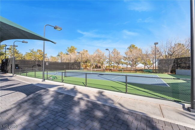 Building Photo - 904 Pont Chartrain Dr